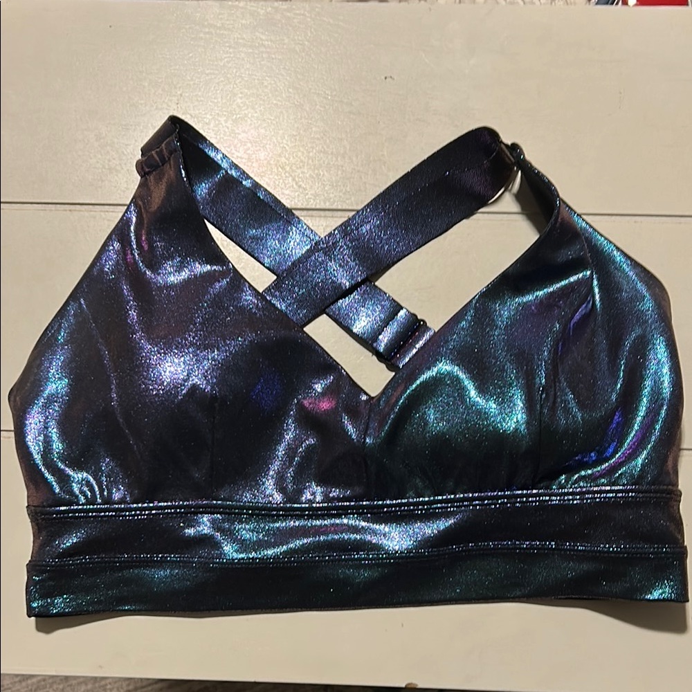 Buffbunny Alpha holographic sports bra